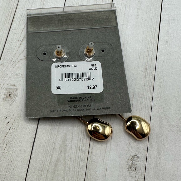 !!Host Pick!!  NWT Nordstrom Rack Goldtone Dangle Earrings - Picture 9 of 9